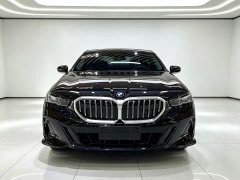 BMW 5 Series 530Li Premier M Sport Package - ფოტო 2