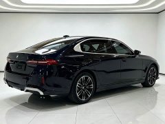 BMW 5 Series 530Li Premier M Sport Package - ფოტო 9