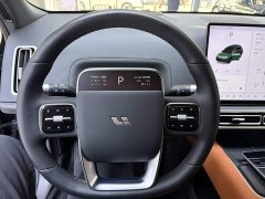 Li Auto L8 Pro - ფოტო 14