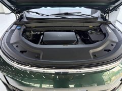 Li Auto L8 Pro - ფოტო 16