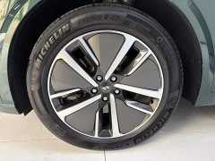 Li Auto L8 Pro - ფოტო 17