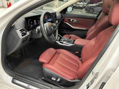 BMW 3 Series 320Li M Sport Package - ფოტო 17