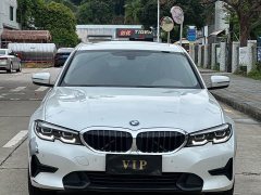 BMW 3 Series 320i M Sport Package - ფოტო 2