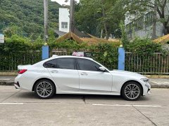 BMW 3 Series 320i M Sport Package - ფოტო 3
