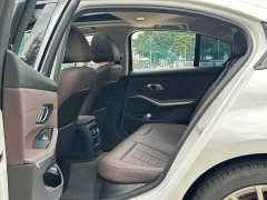 BMW 3 Series 320i M Sport Package - ფოტო 7