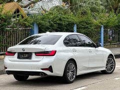 BMW 3 Series 320i M Sport Package - ფოტო 9