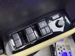 Toyota Vellfire Crown Hybrid 2.5L HV Premium Edition - ფოტო 17