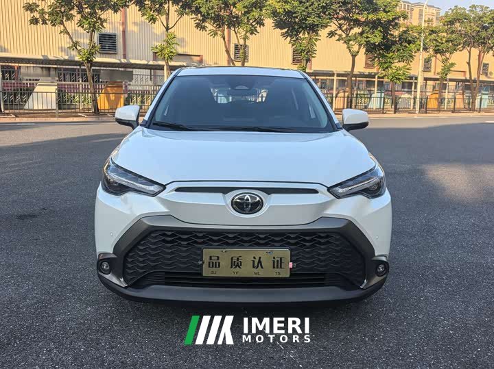 Toyota Frontlander 2.0L CVT Luxury - ავტომობილი ჩინეთიდან