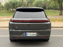 Li Auto L8 Max - ფოტო 8