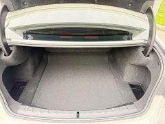 BMW 3 Series 320Li M Sport Package - ფოტო 14