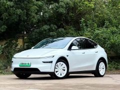 Tesla Model Y Rear-Wheel Drive - ფოტო 1