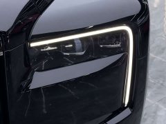 Rolls-Royce Cullinan Black Badge - ფოტო 15