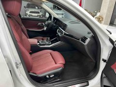 BMW 3 Series 320i M Sport Package - ფოტო 18