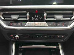 BMW 3 Series 320i M Sport Package - ფოტო 9