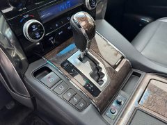 Toyota Vellfire 2020 Dual Motor 2.5L HV Premium Edition - ფოტო 16