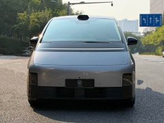 Li Auto Li Xiang MEGA 2024 Ultra - ფოტო 2