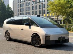 Li Auto Li Xiang MEGA 2024 Ultra - ფოტო 3