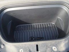 Tesla Model Y Rear-Wheel Drive - ფოტო 10