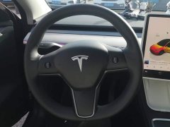Tesla Model Y Rear-Wheel Drive - ფოტო 15