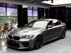 BMW M5 - ფოტო 1