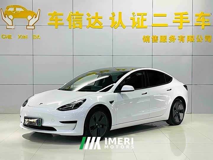 Tesla Model 3 Rear-Wheel Drive