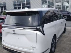 Buick GL8 New Energy Luxe Prestige Edition - ფოტო 8