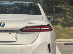 BMW 5 Series 530Li Luxury M Sport Package - ფოტო 16