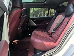BMW 5 Series 530Li Luxury M Sport Package - ფოტო 8