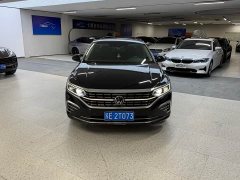 Volkswagen Passat 2022 330TSI Luxury - ფოტო 2