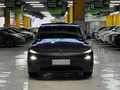 Tesla Model Y Rear-Wheel Drive - ფოტო 2