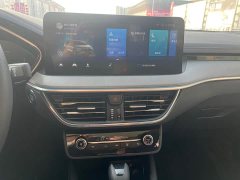 Ford Focus Sedan EcoBoost 180 Automatic Sport Edition - ფოტო 12