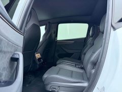 Tesla Model Y L 2025 Long Range All-Wheel Drive - ფოტო 18