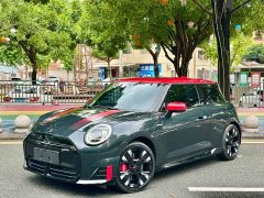BMW Electric MINI JCW JOHN COOPER WORKS - ფოტო 3