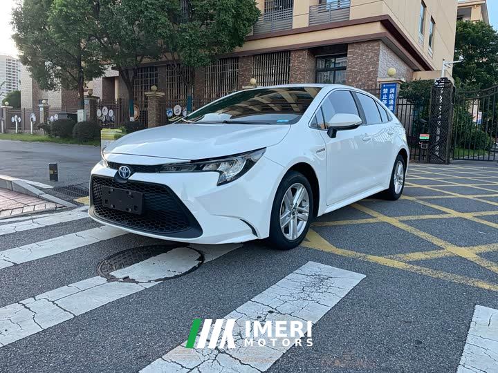 Toyota Corolla Hybrid 1.8H E-CVT Leading Edition