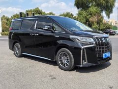 Toyota Alphard Hybrid 2.5L Premium Gold Edition - ფოტო 2