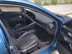 Hyundai Elantra 1.5L CVT Luxury - ფოტო 11