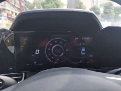 Hyundai Elantra 1.5L CVT Luxury - ფოტო 15