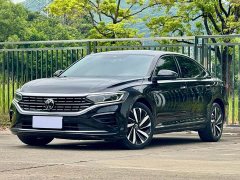 Volkswagen Passat Facelift 330TSI Luxury - ფოტო 1