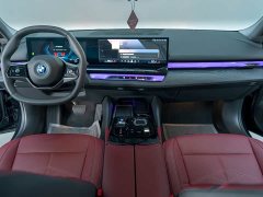 BMW i5 eDrive 35L Luxury Edition Premium Package - ფოტო 10