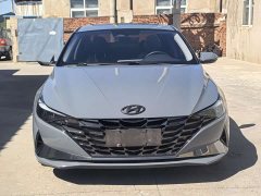 Hyundai Elantra 2022 1.5L CVT Luxury - ფოტო 2