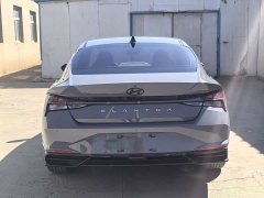 Hyundai Elantra 2022 1.5L CVT Luxury - ფოტო 5