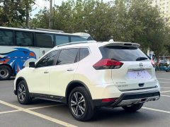 Nissan Qashqai 2.5L CVT 4WD XL ITS 3-Row 7-Seat Luxury Premier Edition - ფოტო 12