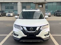 Nissan Qashqai 2.5L CVT 4WD XL ITS 3-Row 7-Seat Luxury Premier Edition - ფოტო 2