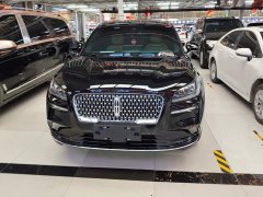 Lincoln Adventurer Explorer 2.0T FWD Elegant Edition - ფოტო 2