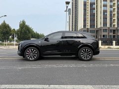 Cadillac XT5 2.0T Luxury - ფოტო 4