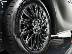 Lexus LM 500h Six-Seat Premium Edition - ფოტო 7