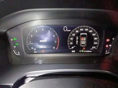 Honda CR-V 240TURBO FWD Luxury 5-Seater - ფოტო 14