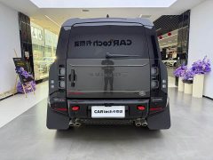 Land Rover Defender Facelift 110 5.0T V8 - ფოტო 4