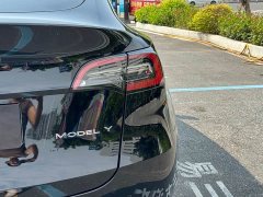Tesla Model Y 2022 Facelift Rear-Wheel Drive - ფოტო 14