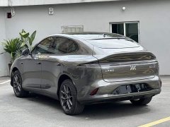 IM Motors Zhiji LS6 Max Standard Edition - ფოტო 9